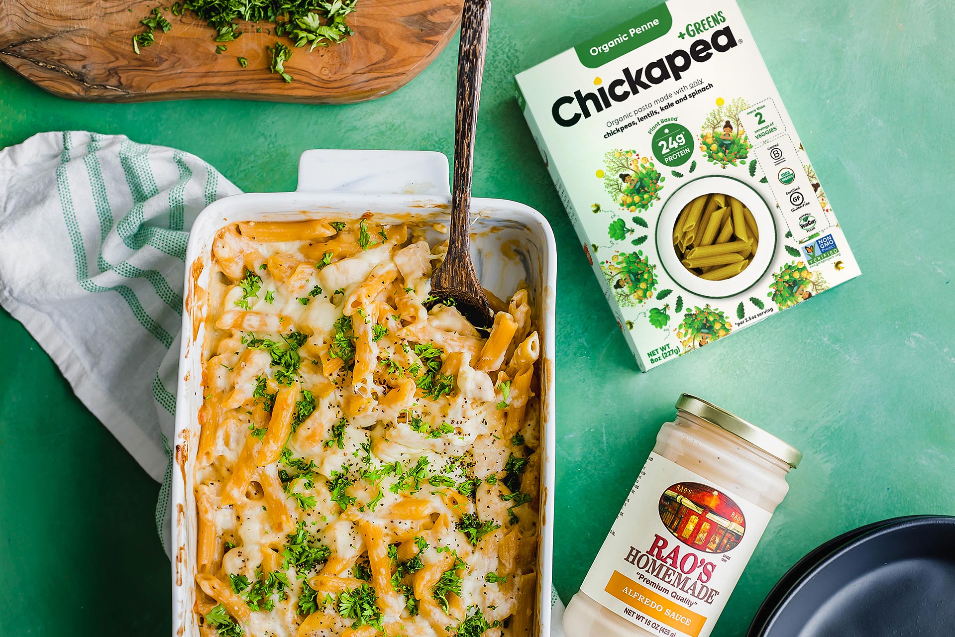 Poulet Alfredo au macaroni et fromage crémeux