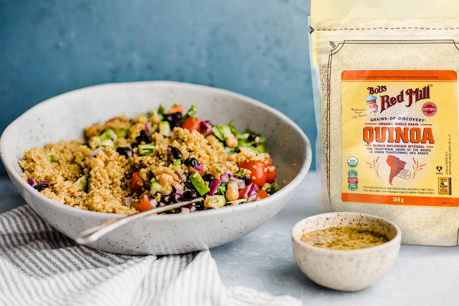 Salade de Quinoa à l'Haricot Noir et aux Pois Chiches Acidulées