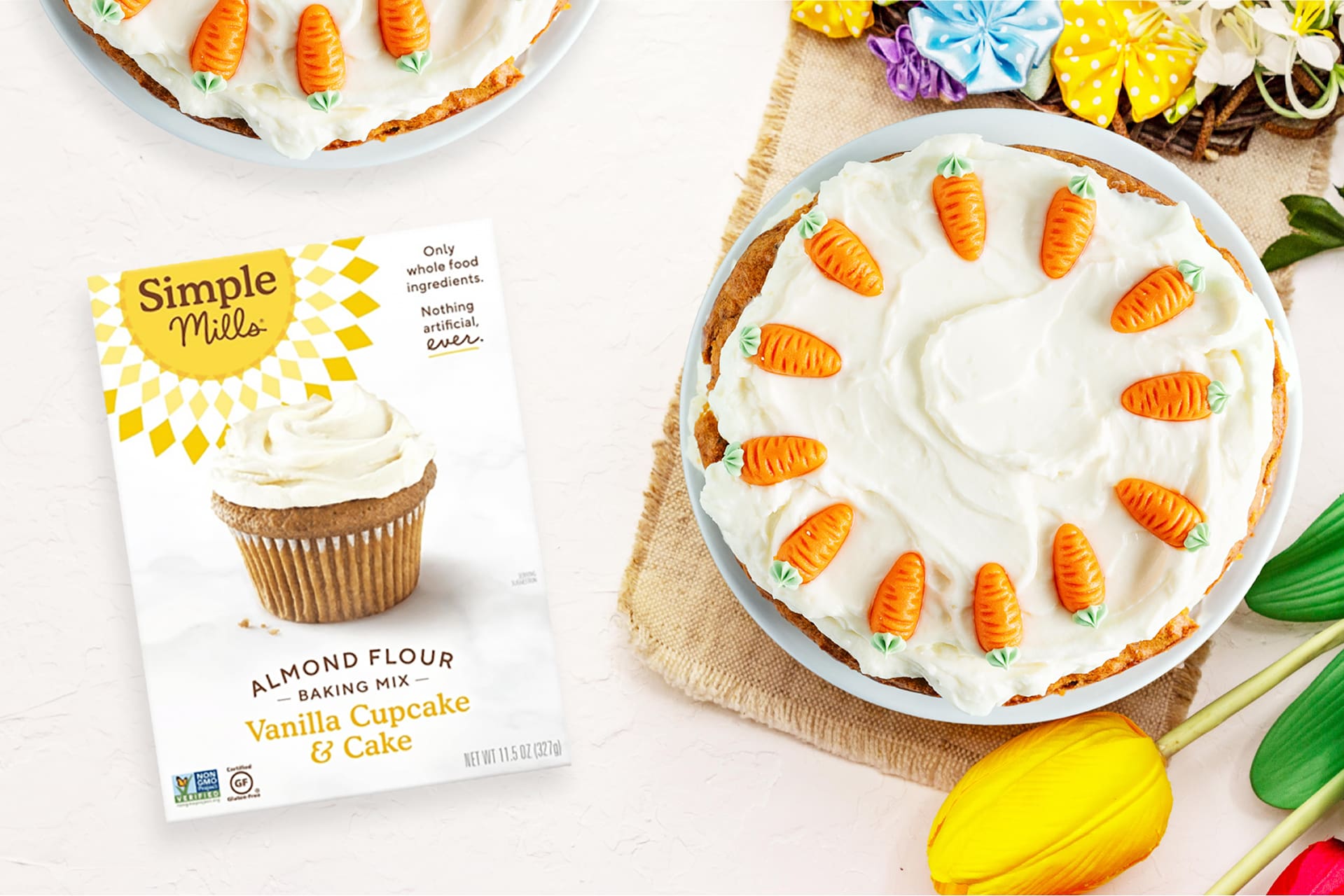 Gâteau aux Carottes Paleo à Crème de Noix de Coco Glacée