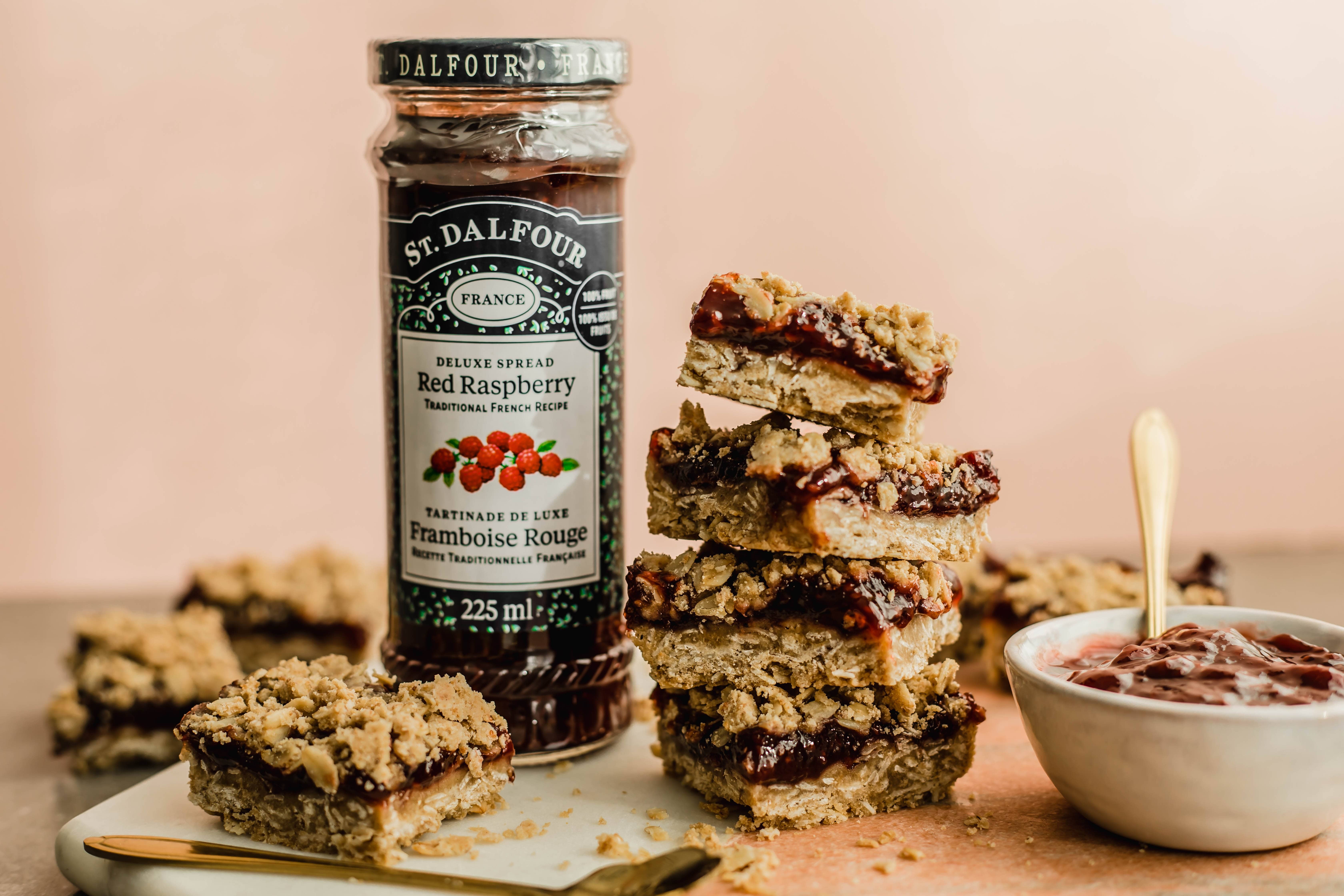 Carrés d'avoine sans gluten aux framboises