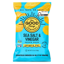 Les croustilles ondulées Sea Salt & Vinegar de la compagnie The Good Crisp, 156g.