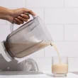 Milkadamia Barista Quality Oat Milk Slices Lifestyle